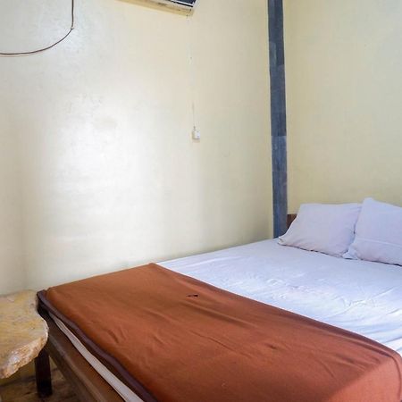 Hotel Kampoeng Drini Redpartner Brono Ngoại thất bức ảnh