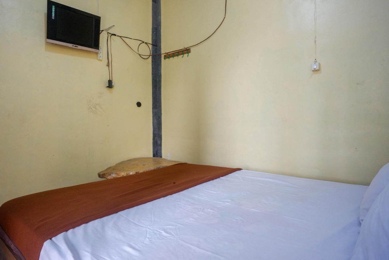 Hotel Kampoeng Drini Redpartner Brono Ngoại thất bức ảnh