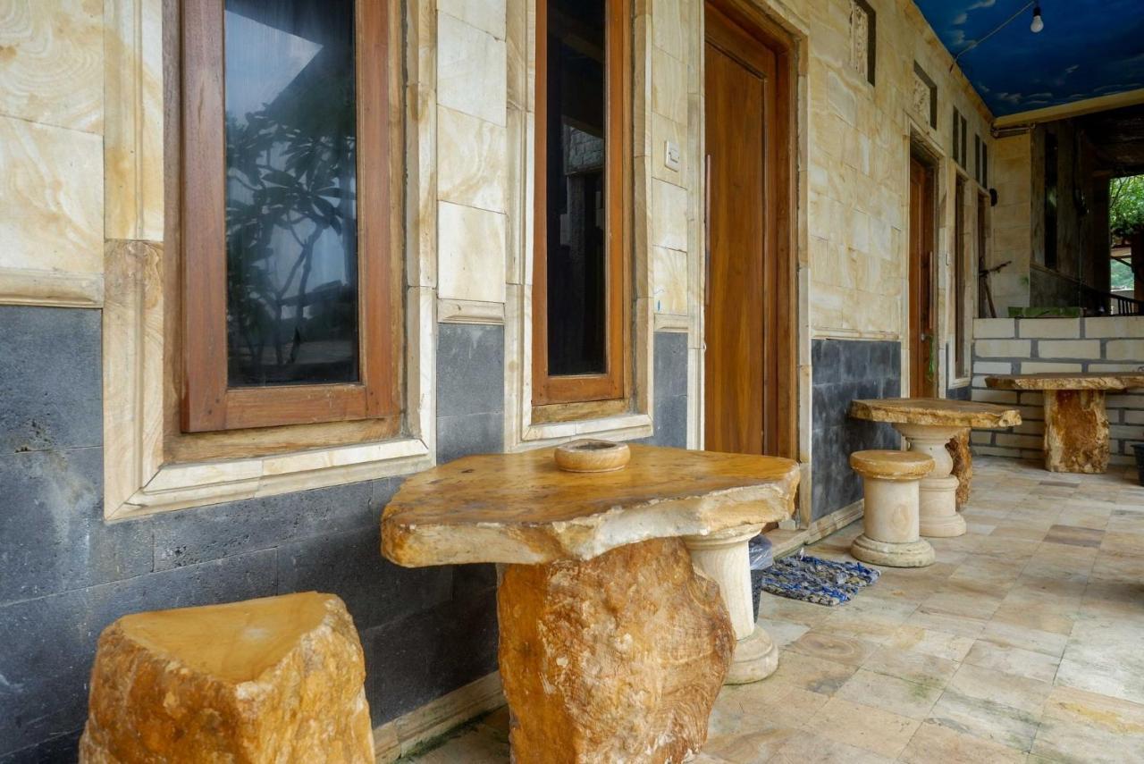 Hotel Kampoeng Drini Redpartner Brono Ngoại thất bức ảnh